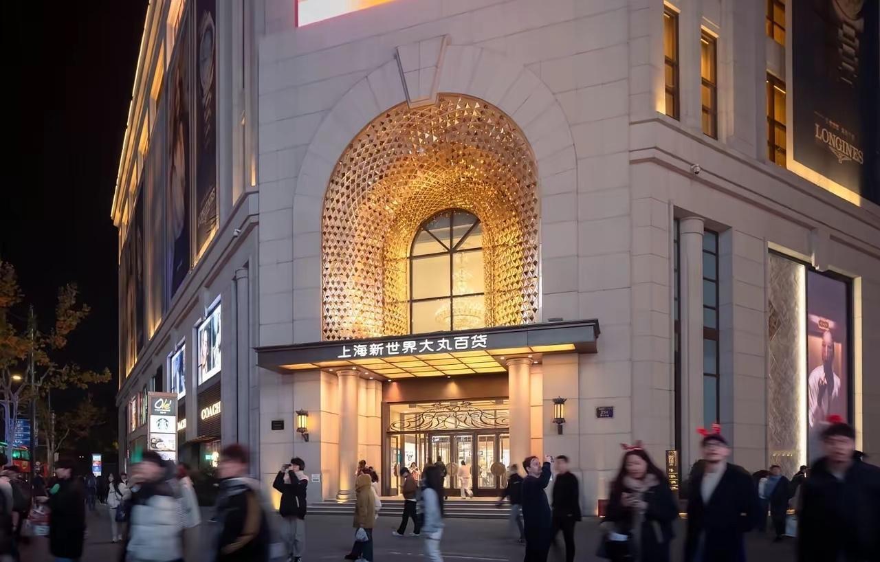 今年我国对外贸易顺差破1万亿美金，这是人类历史第一次。然而也说明我国进口巨量的粮