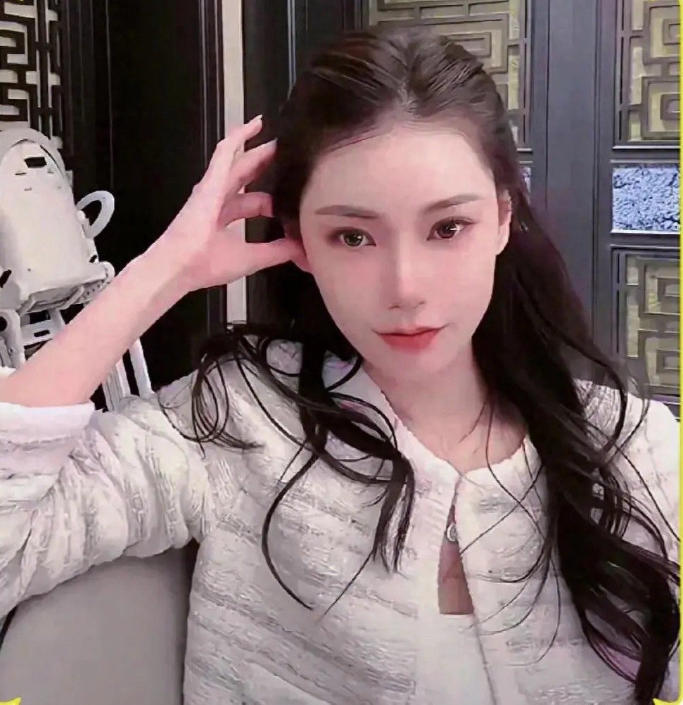 张兰代理律师解读马筱梅判决书，称其起诉了几十人，张兰转发力挺！近期马筱梅前任老公