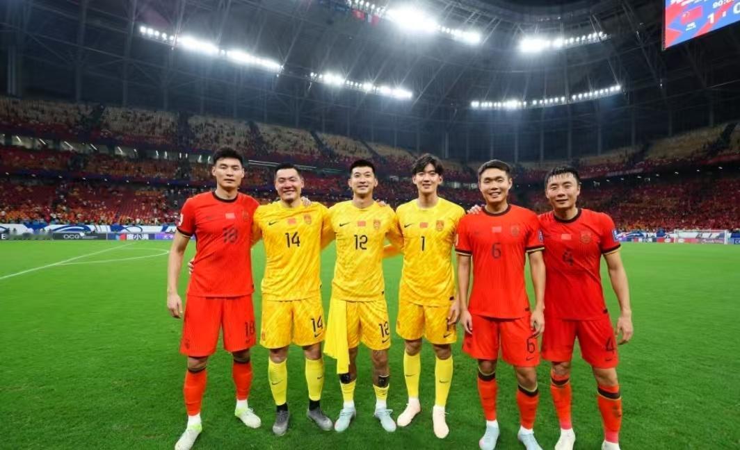 不出意外，以下6人将退出下届国家队： 1、王上源：来自河南建业俱乐部，今年3