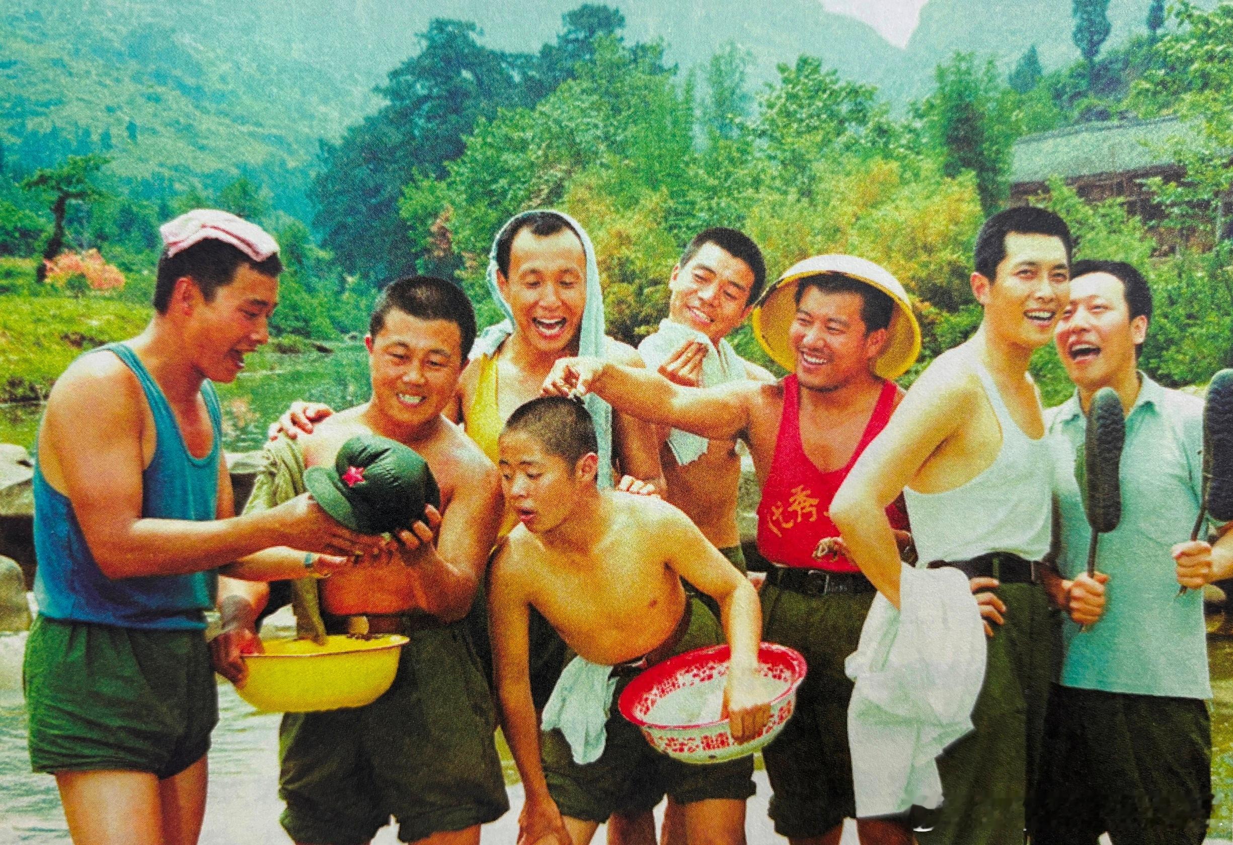 1984年电影《高山下的花环》工作照历史影像​​​