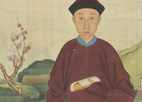 乾隆弟弟弘昼，当众暴打军机大臣，乾隆默许。权力交接的紫禁城内，风云变幻莫