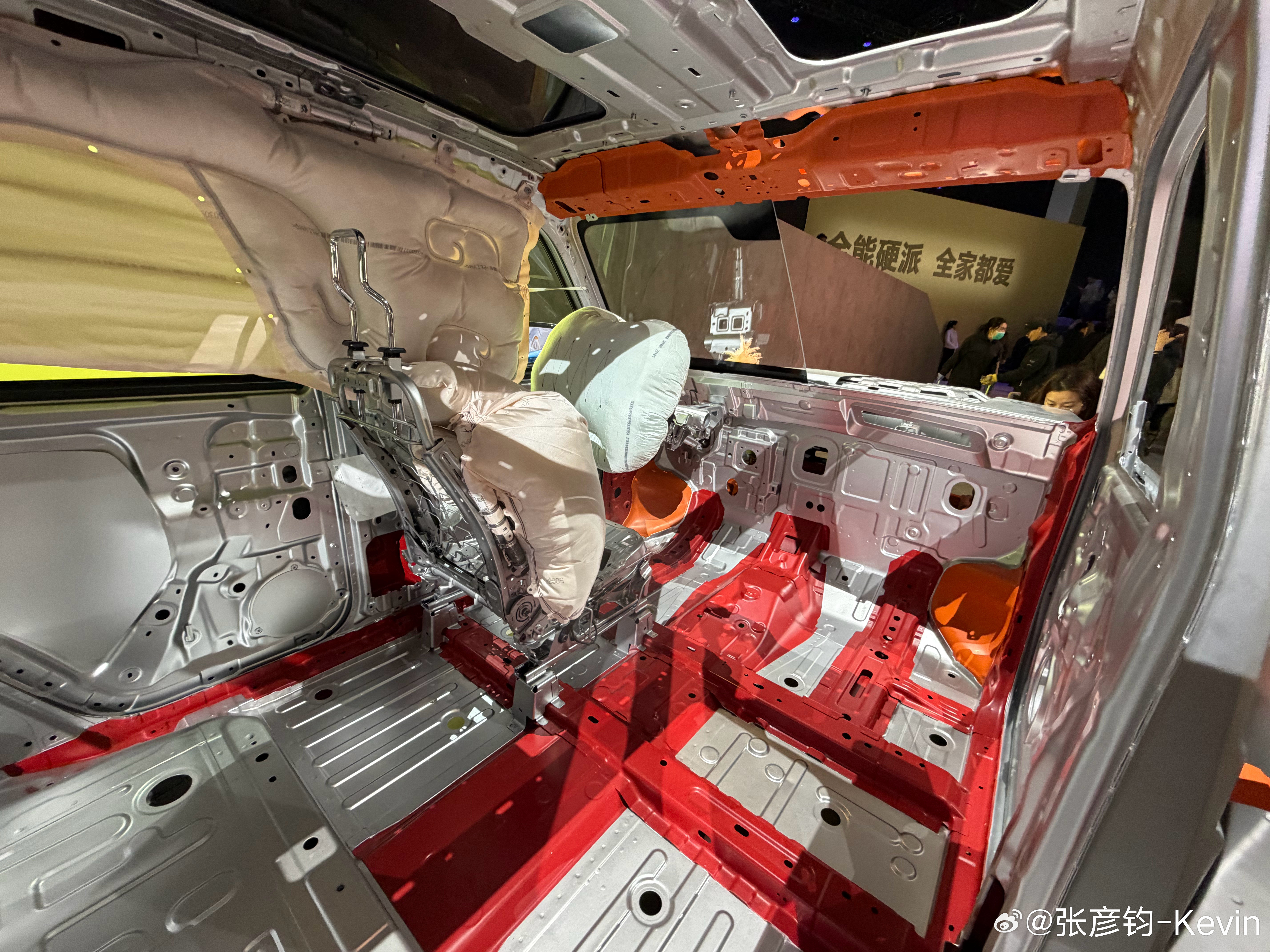 今晚iCARV27上市，这发布会太有意思了！每个配色、改装项目做的都很好，而且