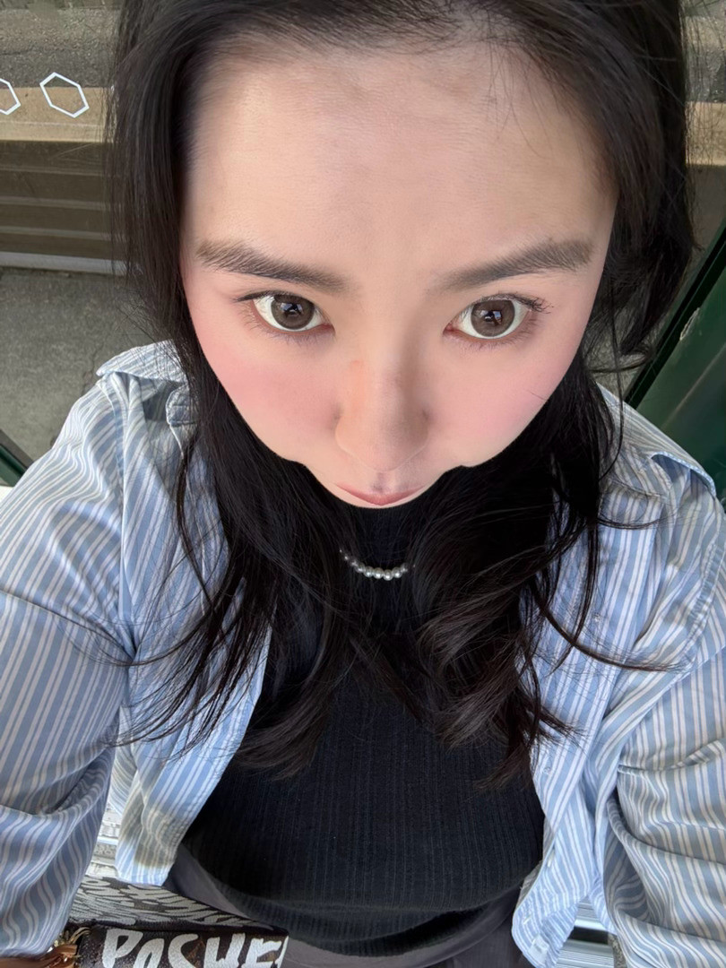 老图凑数，这周是生理期休息➕两节普拉提课到点了其实不像之前那么爱拍照了.而