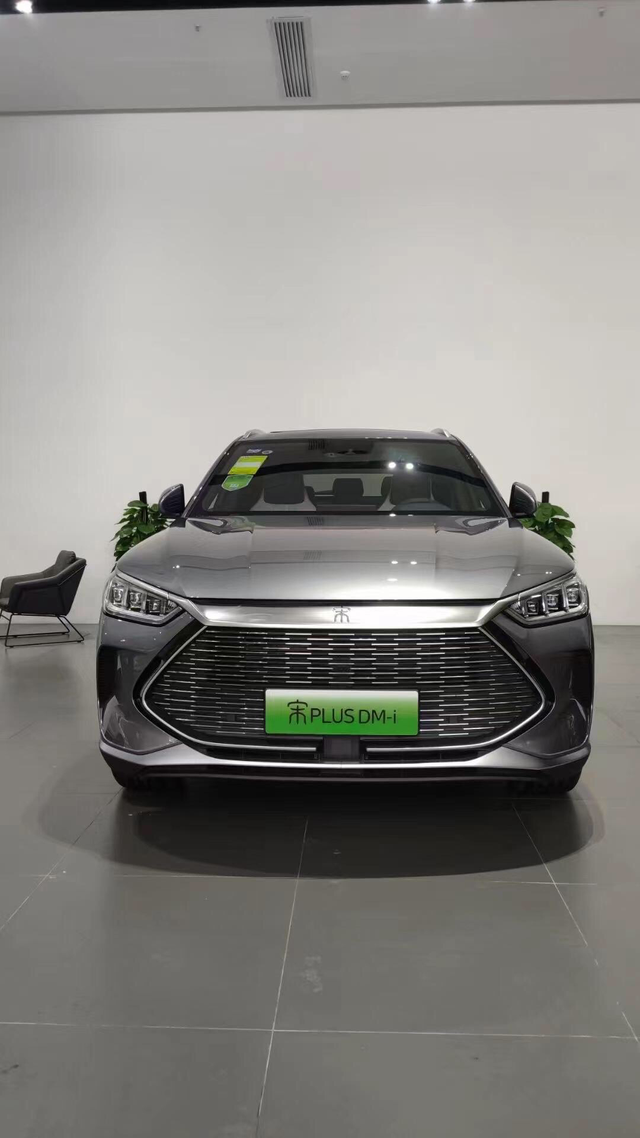 有没有大哥来给解惑一下！这车不充电真的能行吗？没充电条件，也懒得去充电，所以