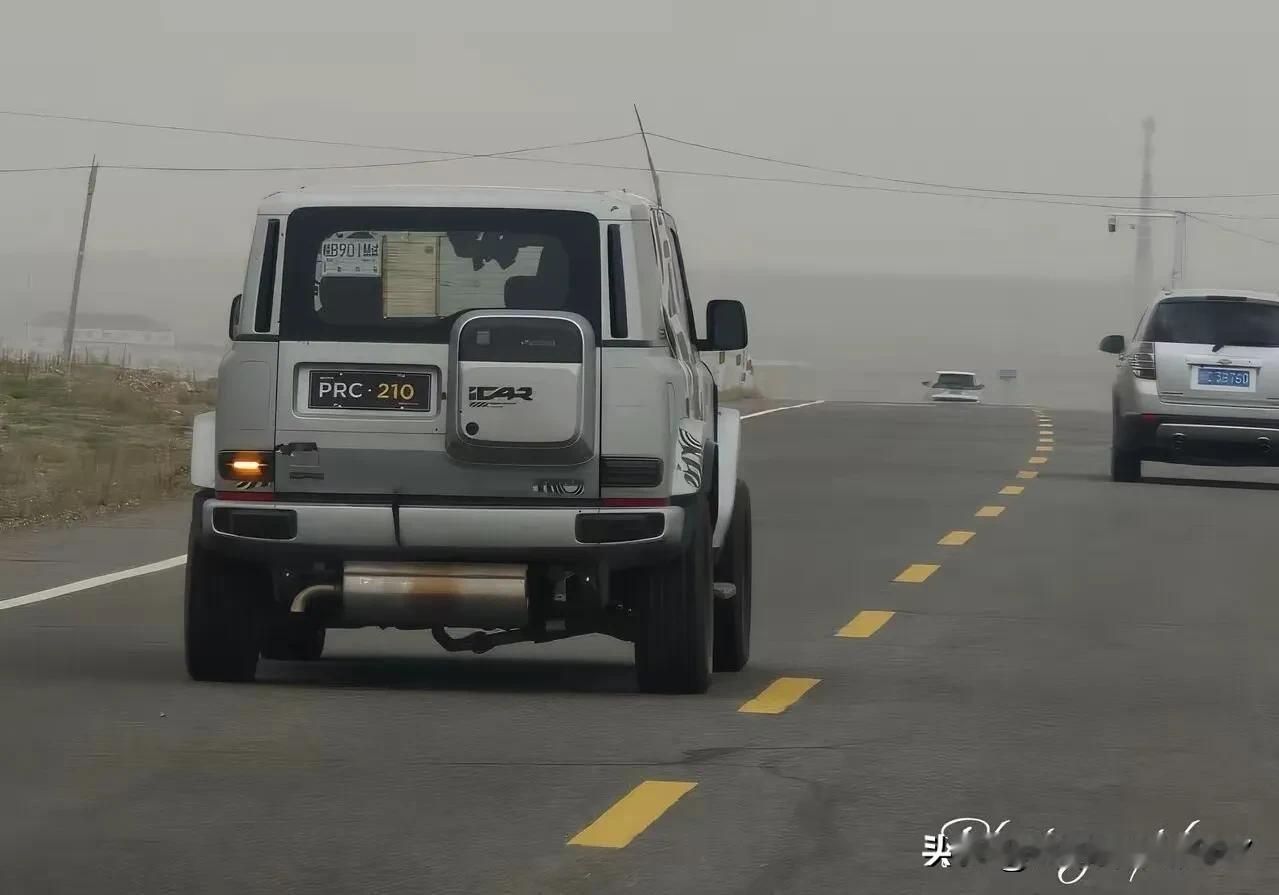 网友于新疆拍到了iCARV23增程测试车，这实在是令人兴奋不已！从曝光的情形来