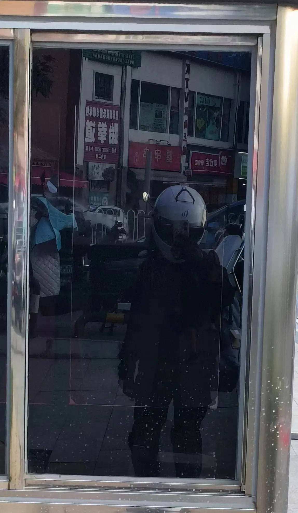 杯子脏了别洗 直接砸了
