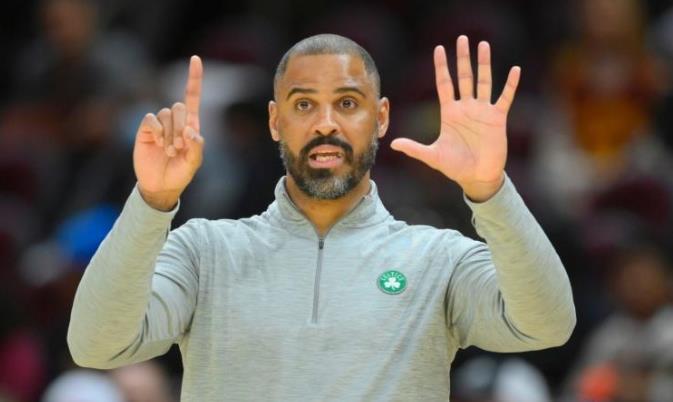 谁才是本赛季的最佳教练呢？每个人可能都有自己的看法，不过，前湖人队的超级中锋大鲨