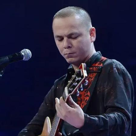 歌手帕尔哈提说，参加好声音，我没有听从节目组的安排，他们给我很多歌，让我选，喜欢