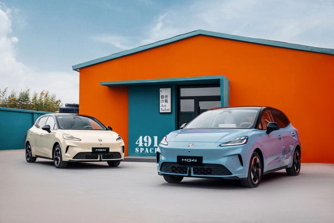 2026款MG4正式官宣，北京车展上市。现款单月销量破1.4万台，连续6个