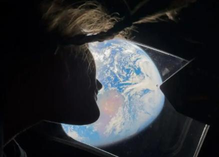 不要再去质疑了，要承认和学习美国的航天科技技术。“阿耳忒弥斯2号”的飞行路线被