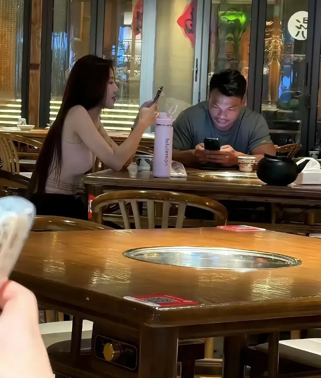 偶遇小杨哥得意弟子，嘴哥和乔妹。想当年也是风光无限，现在和平常人没啥区别了。
