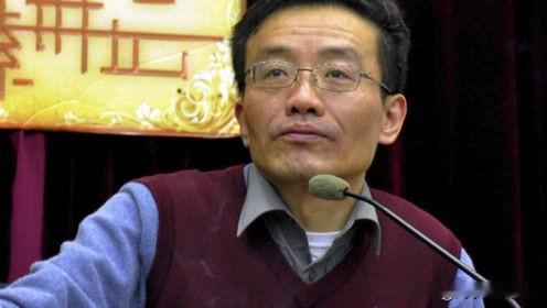 复旦大学王德峰教授曾说：“2000年我母亲离世，2006年父亲也离开了人世。但