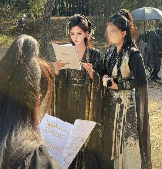 韩安冉也去拍短剧了，不得不说韩安冉这颜值太抗打，剧照是真美啊​​​