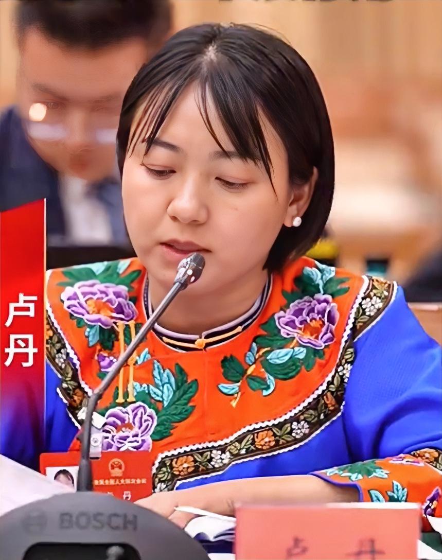 建议农村医保缴费不清零滚存用，希望落实。农村缴医保是村民报销的主要渠道，每年