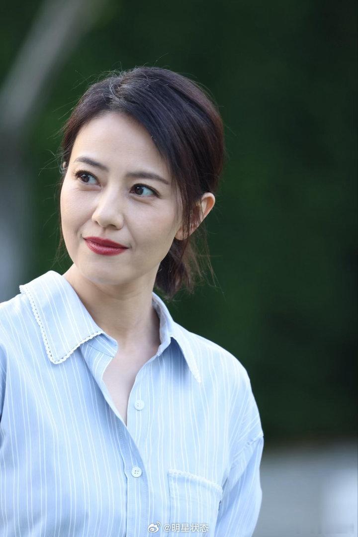 高圆圆生图五官好美啊
