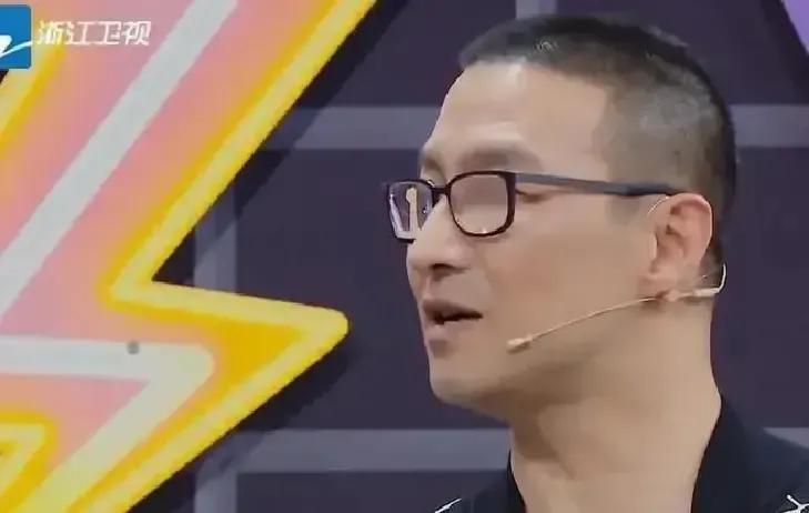 汪峰在节目里爆料章子怡凌晨五点蹲直播间看开蚌一口气下单八十多只河蚌我听完直接笑出