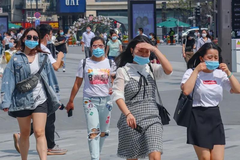 一则“女生高考288分全家欢呼雀跃”的新闻冲上了热搜！真该为这个孩子和这个家庭点