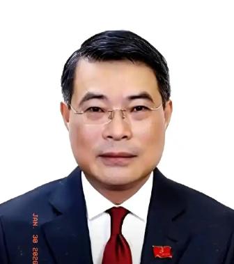 越南越来越有意思了，都以为苏林上来要大换血，把阮富仲的老人都给清出去，结果呢，最