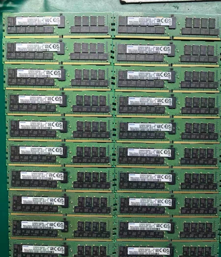 别被内存暴跌的噱头忽悠了！DDR516G6000C30也就跌了一两百，根