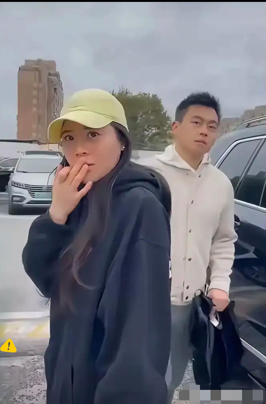 女方关系网很强大，就两天都上热榜了，天天推。精英男，大律师，原配的叔叔还是他的