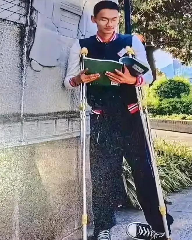 令人惋惜！四川凉山，男生高考597分被宁夏大学录取，本来是件高兴的事，结果录取通