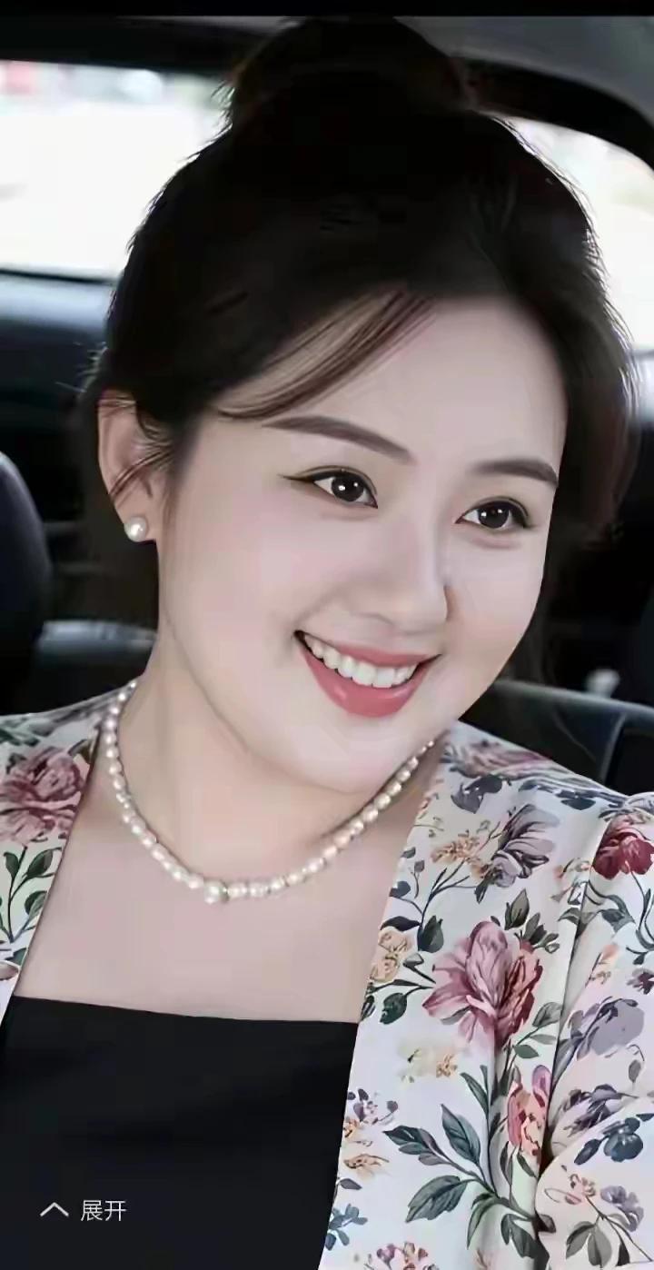 笑一笑，十年少，愁一愁，白了头，愿我们都能笑口常开，让福运自然而然地来到身边。