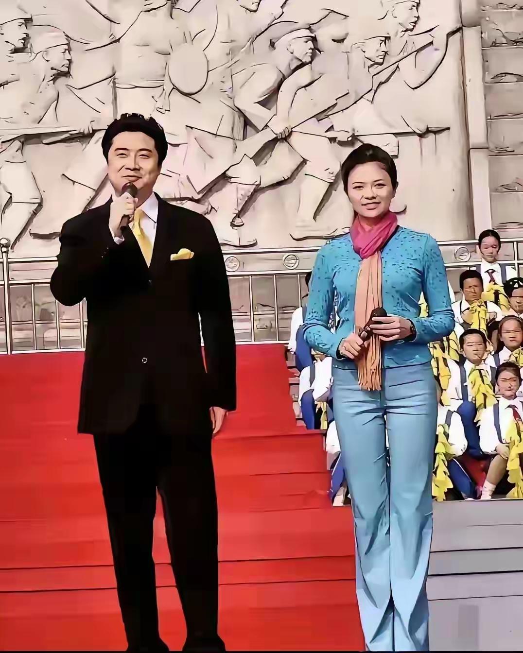 两位也是曾经家喻户晓的名人，离开岗位后，变化真的好大，你还能认出她（他）们是谁吗