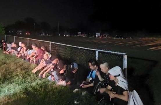 美国曾经打算遣返3.6万中国籍非法移民，中国为何拒绝接收？首先，这些中国籍的非法