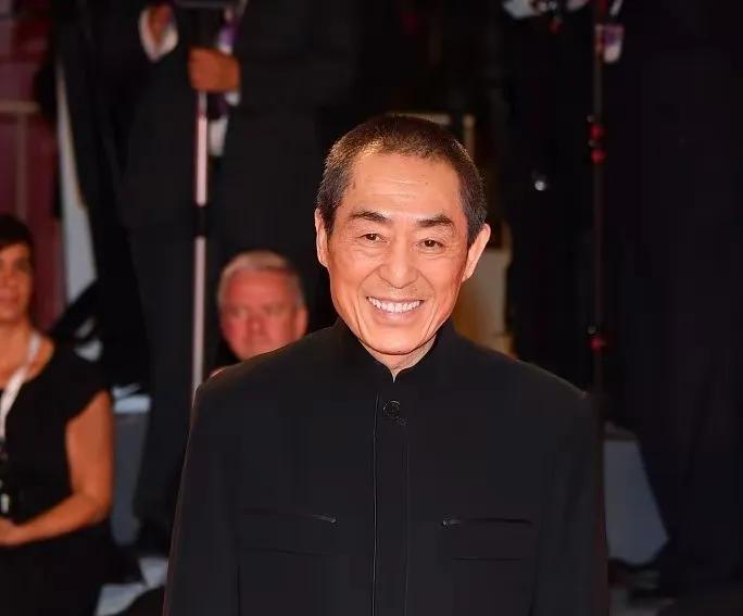 张艺谋为什么这么厉害？原来他曾经被外星人洗过脑？还有一种说法他被外星人抓走了5分