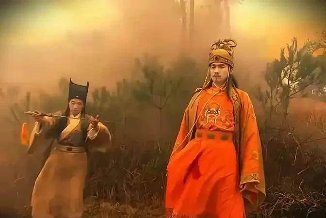 崇祯17年，山穷水尽的皇帝乞求大臣捐款筹军费，无人响应，周皇后变卖嫁妆凑够5千两
