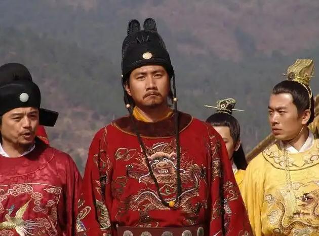 云南要不是明朝的沐英带了那么多汉人过来，怎么可能真正纳入中原。 在云南有一个