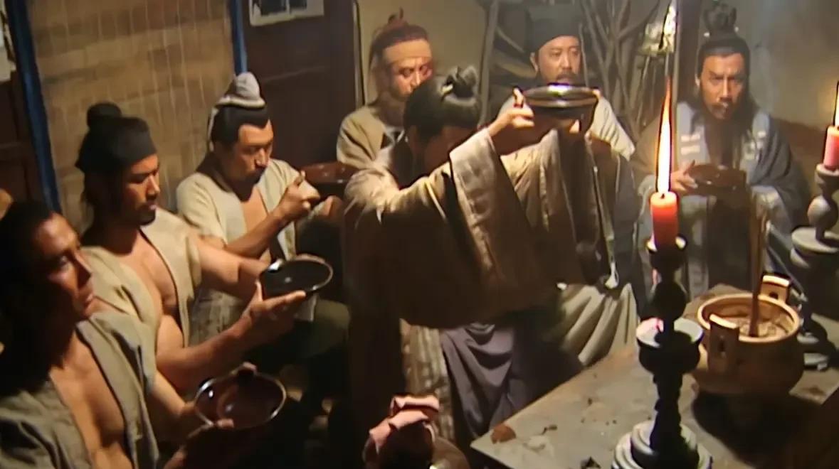 如果晁盖等人不用蒙汗药，能不能打得过杨志一伙人？晁盖这一伙人里面，战斗力最强的