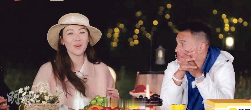 李施嬅伙前未婚夫拍真人騷認仍愛對方有望復合李施嬅（左）和前未婚夫車崇健（