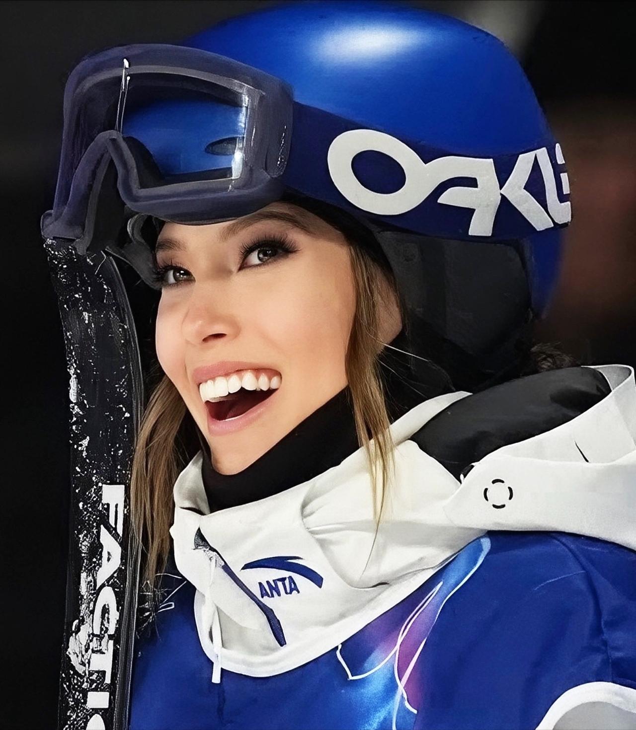 美国这回是真的急眼了，脸都不要了。 美国的副总统和财政部长，竟然联手围攻一位