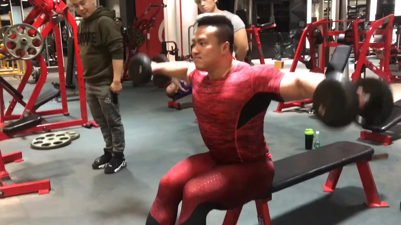 健美