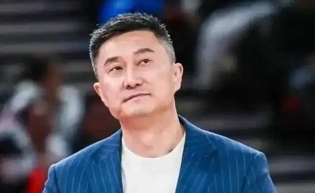 杜峰新赛季带领广东队出现最大的三种可能:1、冲进去四强，但是希望很渺茫！