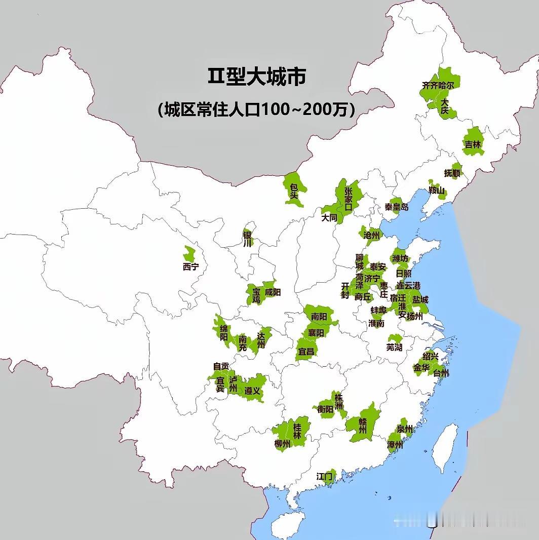 在城区常驻人口100-200万城市中，东部明显比西部城市强，北方城市比南方强，而