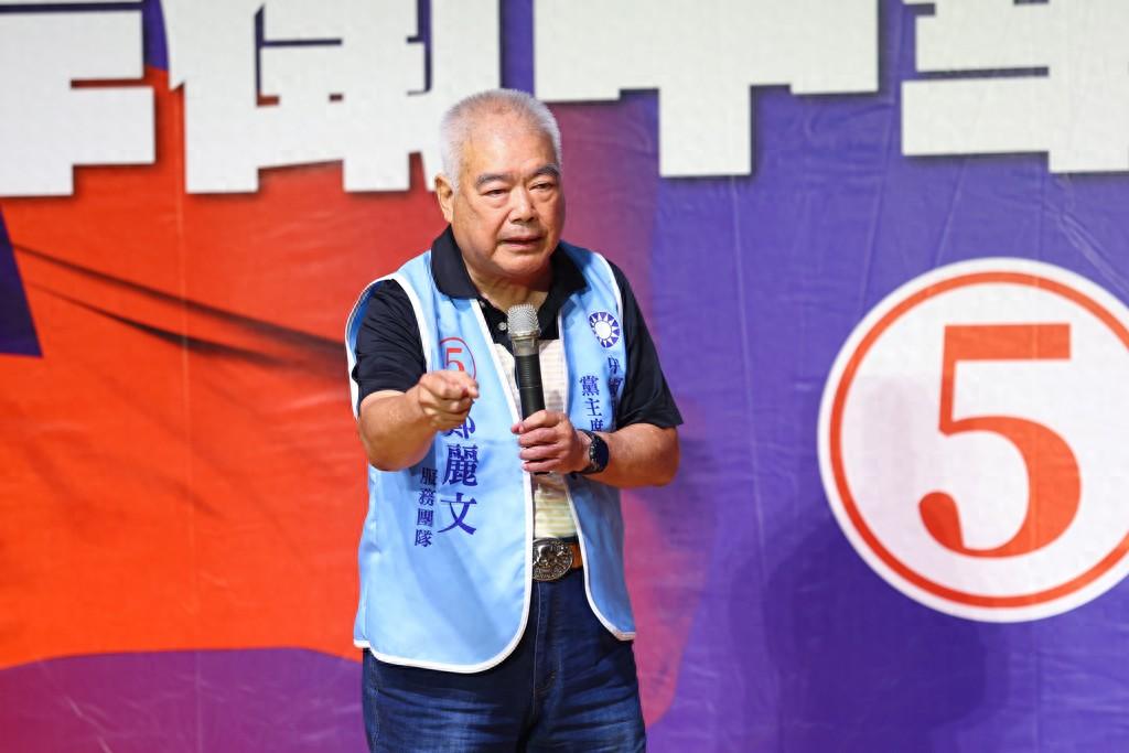 国民党“立委”谢龙介表示，副主席季麟连内心本善，他的前提是说我不相信韩国瑜会“卖