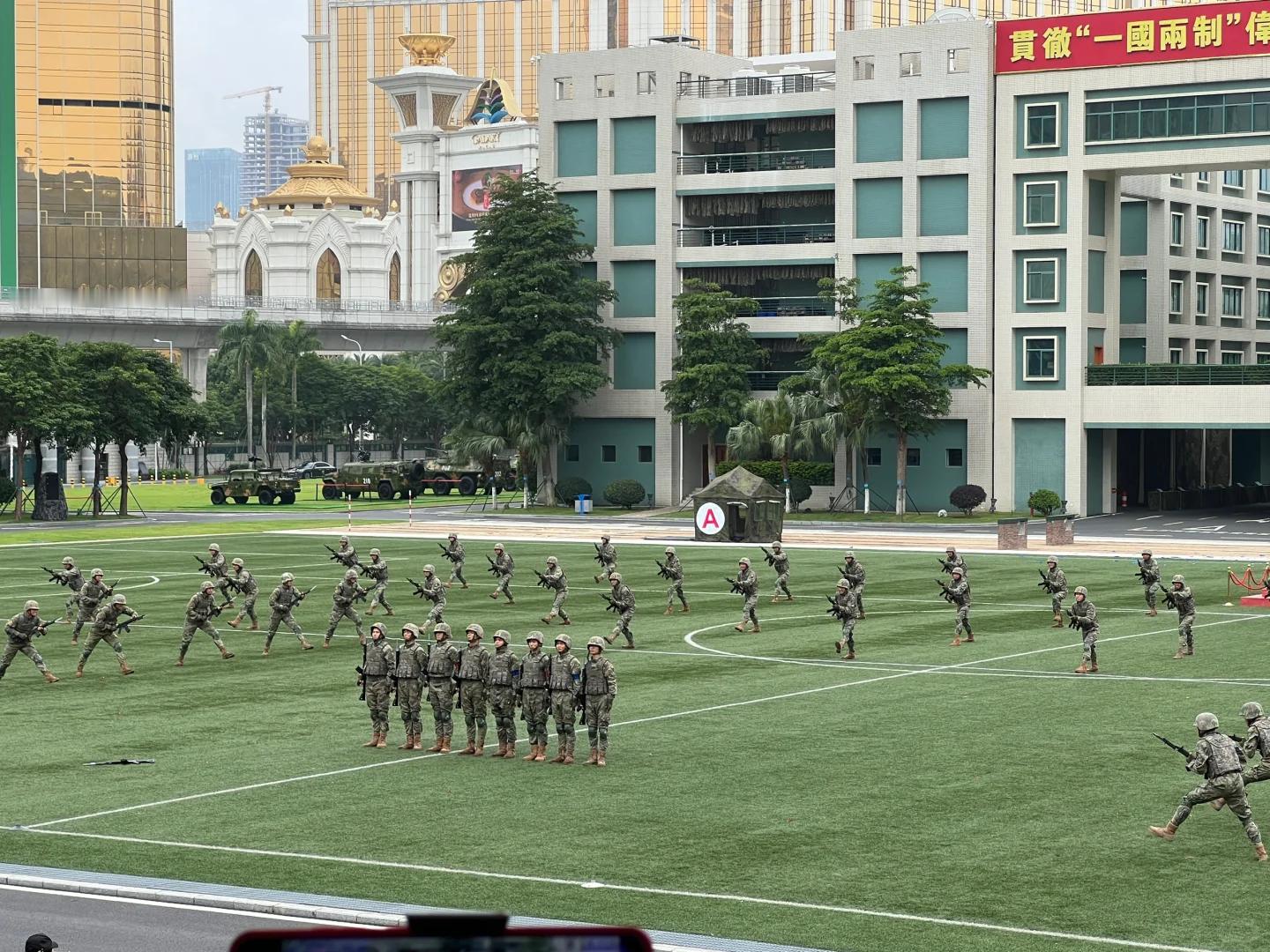 驻澳门部队五一军营开放活动[墨镜]烽火问鼎计划​​​