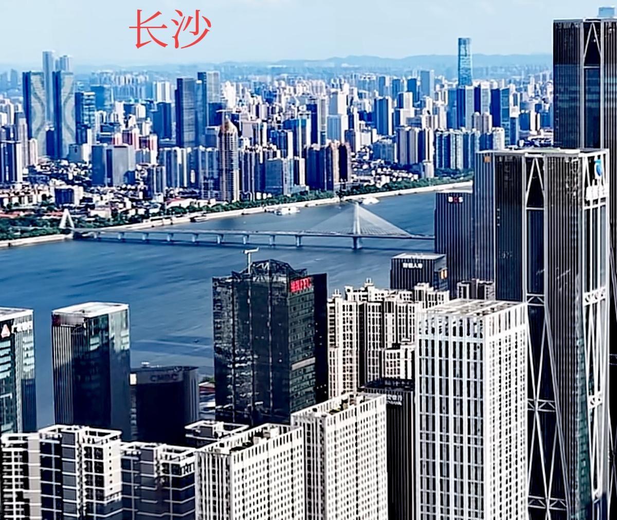 长沙对标武汉，说实话这两个城市完全不是一个面貌，区别也相遇的太远了。就这两座城市