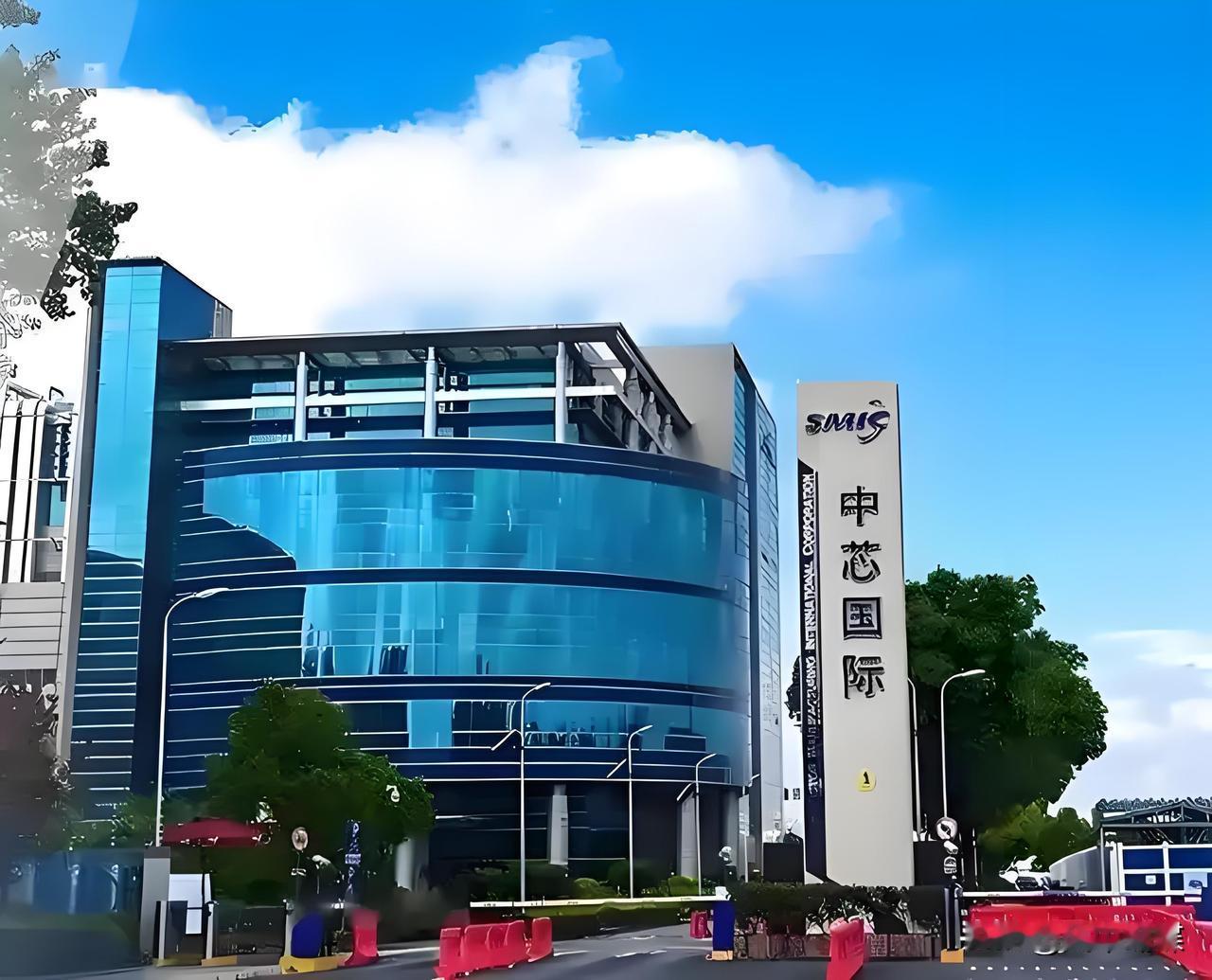 别被带节奏！中芯28nm良率98%，国产半导体真没那么弱中芯国际28n