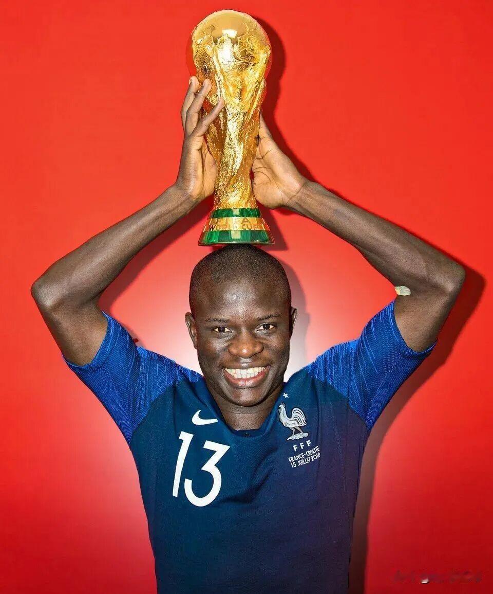 法国队隐藏的太深了，“杀手锏”坎特还没有出场呢！本届世界杯法国队已经顺风顺水