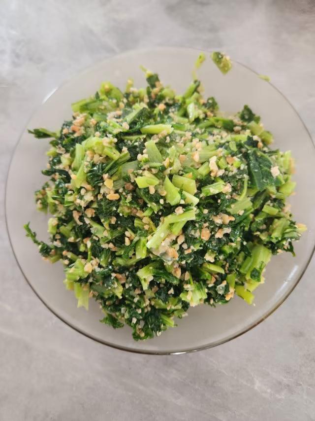 请友友看看我做的“苔菜豆腐”与你做的有什么不同？春天多吃青菜，主要是应顺了季节