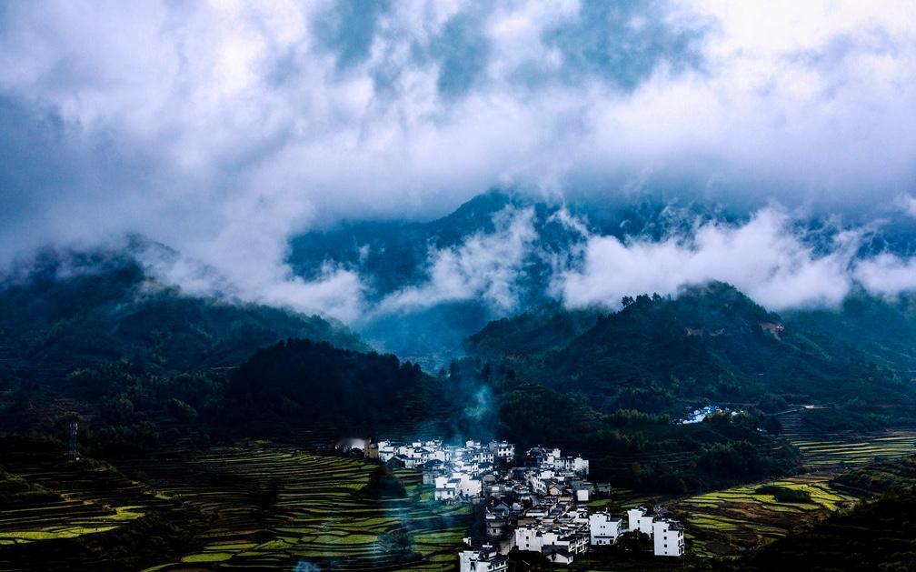 遇到一个高三的学生家长，又想让我给他孩子上课，基本的信息又不给我，我根本就不知道