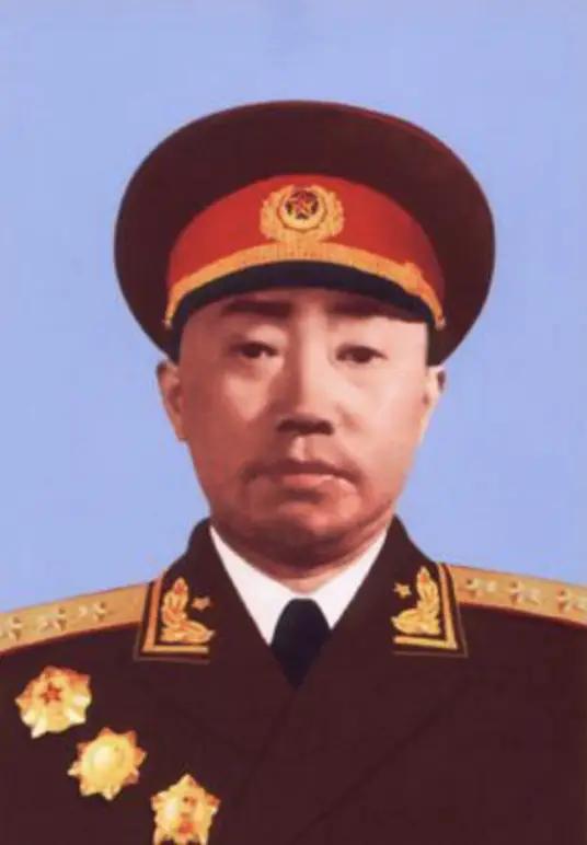 1978年，开国上将彭绍辉病逝，妻子张纬却发现遗体不对劲，当即向中央提出：解剖