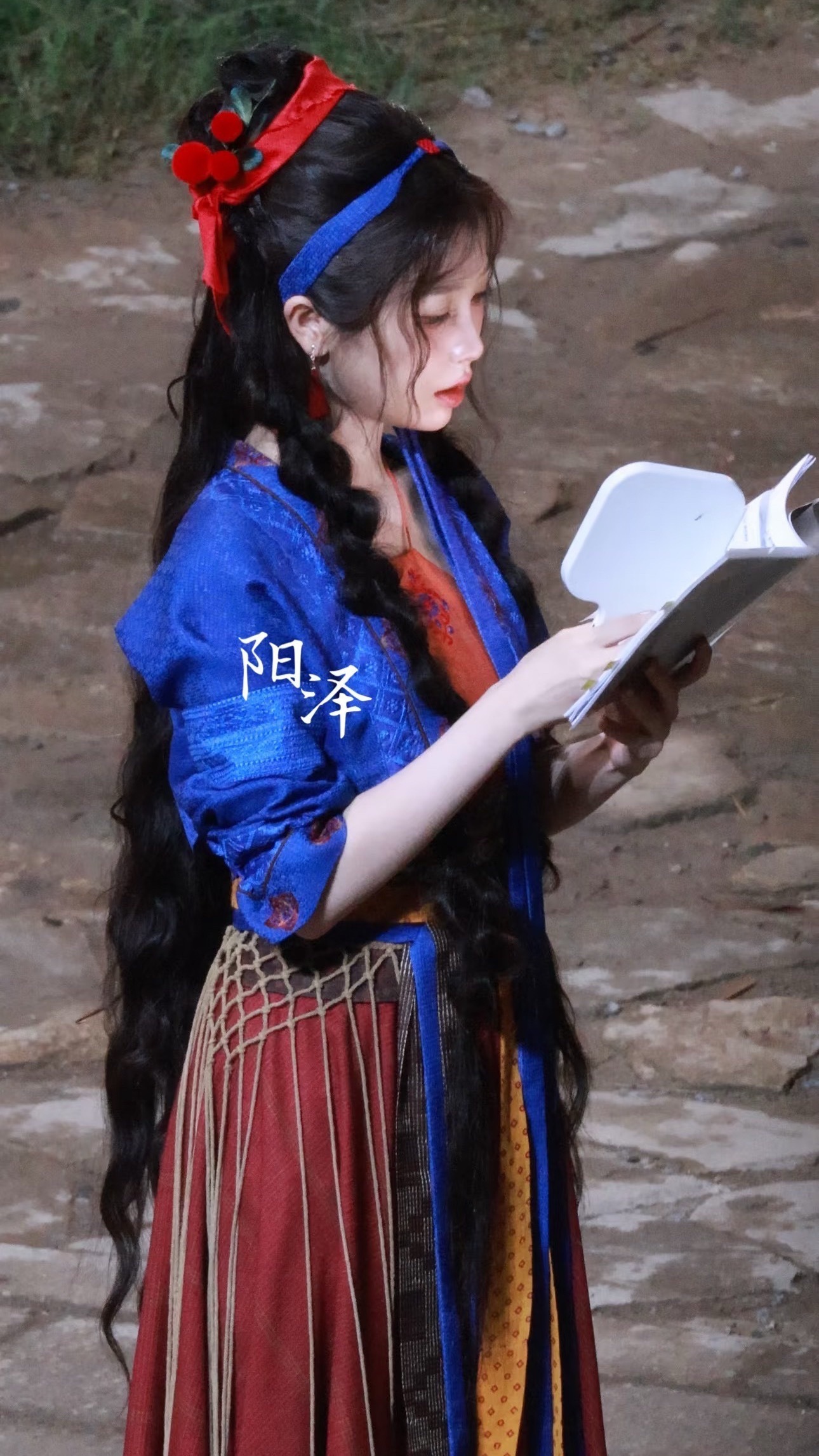上一秒宝贝下一秒姐姐😭