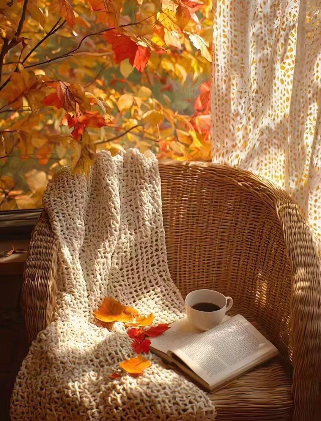 一段非常通透的话：“别指望任何人给你养老。真到了动不了那天，亲儿子、亲闺女来伺候