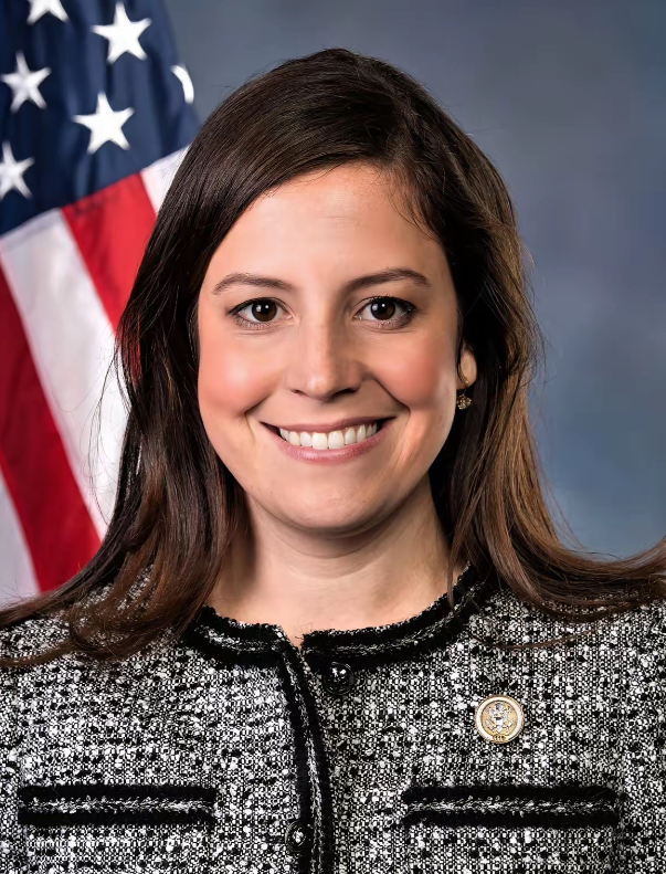 重磅！重磅！重磅！纽约市长竞选失利后，共和党祭出王炸！白宫四号人物宣布竞选下届纽