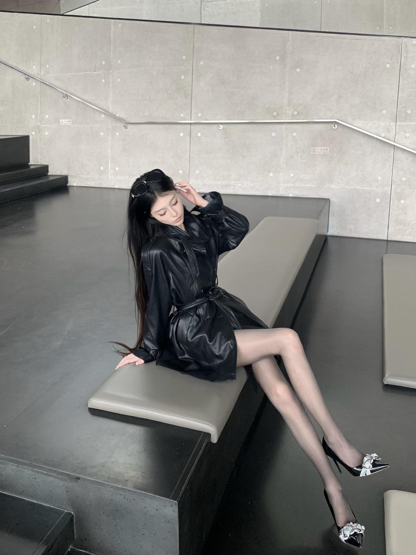 什么时候你才会明白 我根本不需要别人来爱。