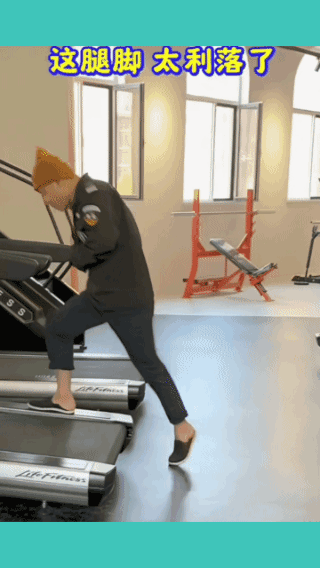 摔跤天花板，最利索的后空翻，没有之一！